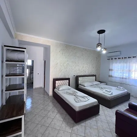 Hotel Frida *