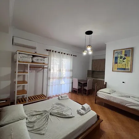 Frida Hotel Himare